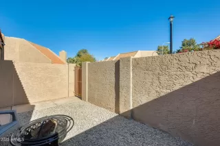 Photo #5: 6639858 Listing