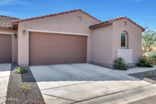 Photo #3: 6639919 Listing