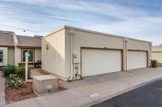 Photo #2: 6639992 Listing