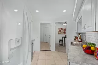 Photo #3: 6639995 Listing