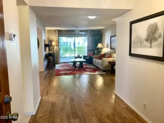 Photo #1: 6640007 Listing