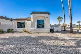 Photo #2: 6640032 Listing 