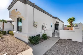 Photo #3: 6640032 Listing 