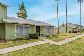 Photo #3: 6640147 Listing 