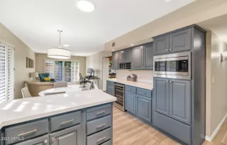 Photo #6: 6640157 Listing