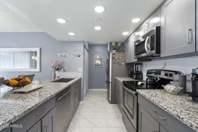 MLS: 6640351 Condo For Sale