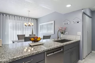 Photo #2: 6640351 Listing 