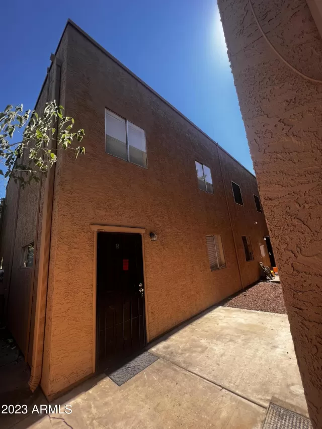 MLS: 6640649 Condo For Sale