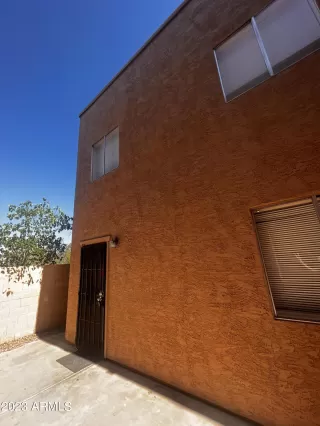 Photo #1: 6640649 Listing