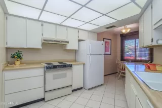 Photo #3: 6640664 Listing