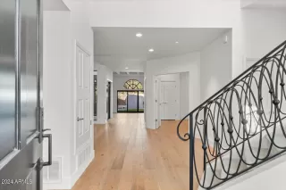 More Details about MLS # 6640684 : 4546 N 52ND PLACE