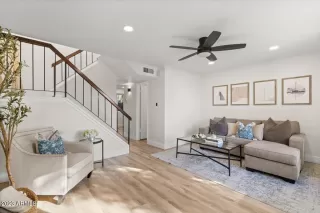 Photo #4: 6640732 Listing 