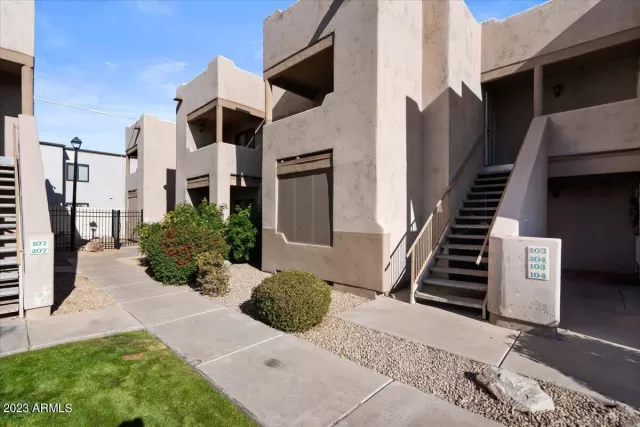 MLS: 6640897 Condo For Sale