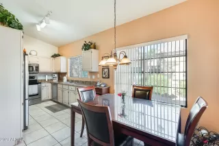 Photo #6: 6641015 Listing