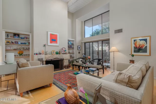 MLS: 6641018 Condo For Sale