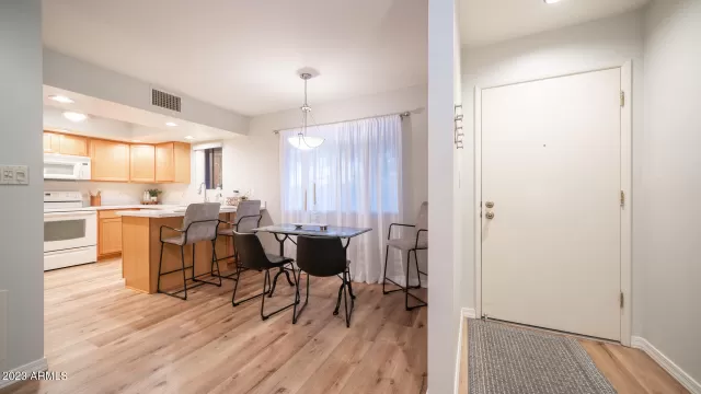 MLS: 6641089 Condo For Sale