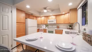 Photo #3: 6641089 Listing