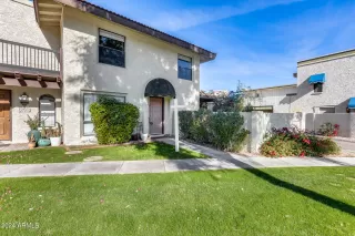 Photo #5: 6641153 Listing 