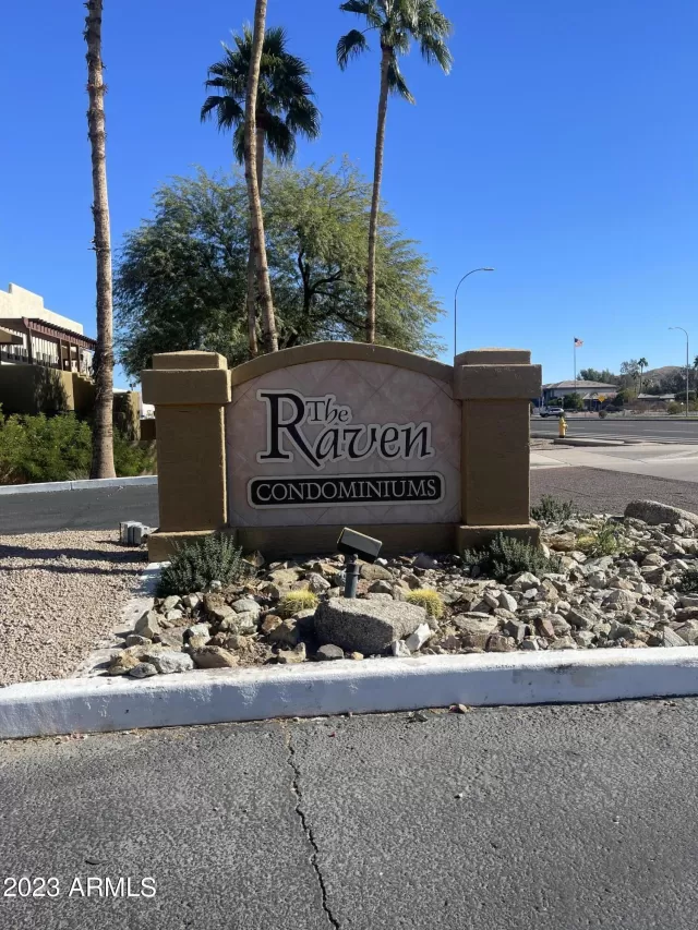 MLS: 6641339 Condo For Sale