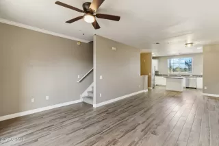 Photo #4: 6641419 Listing