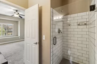 Photo #6: 6641419 Listing