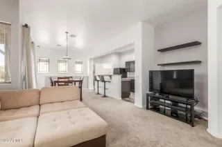 Photo #3: 6641535 Listing 