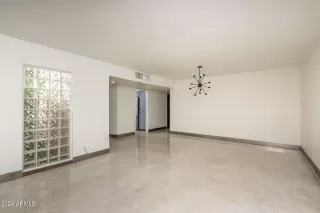 Photo #3: 6641582 Listing