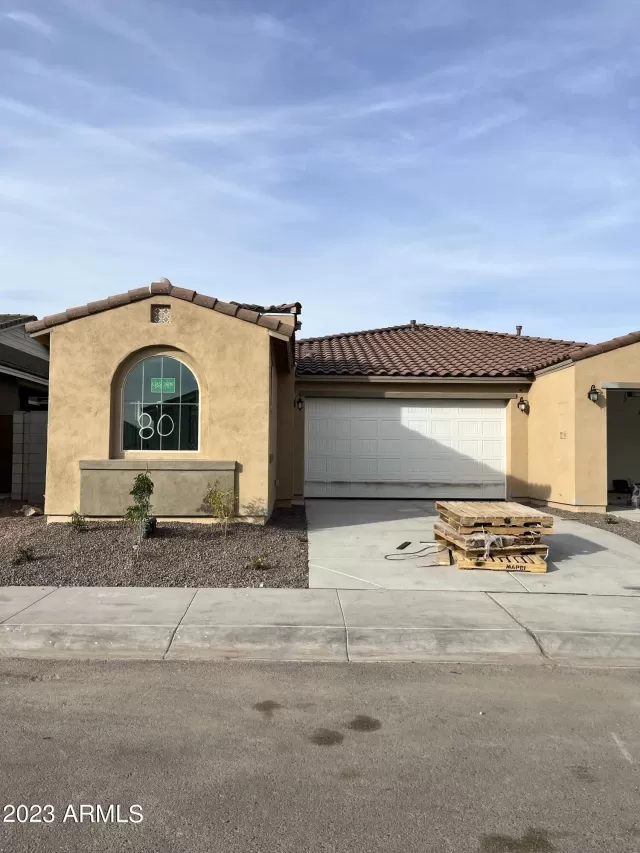 MLS: 6641644 Condo For Sale