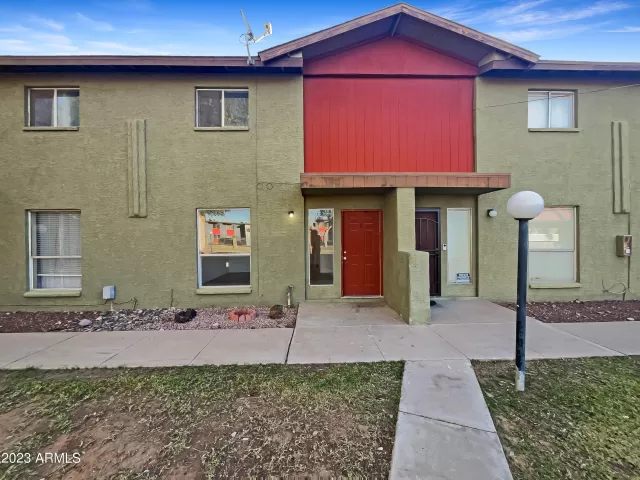 MLS: 6641683 Condo For Sale