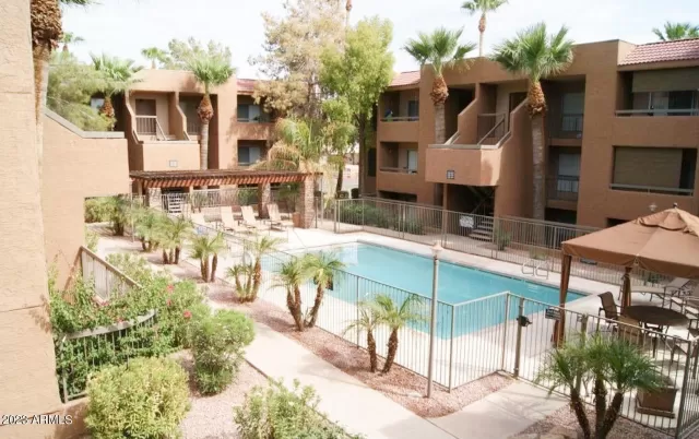 MLS: 6641842 Condo For Sale