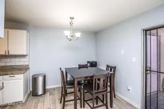 Photo #5: 6641891 Listing