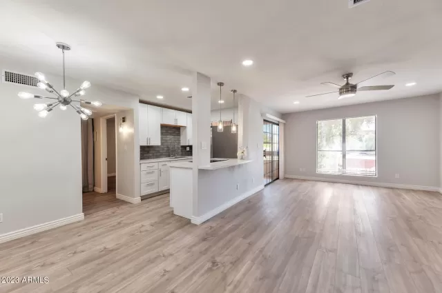 MLS: 6641994 Condo For Sale