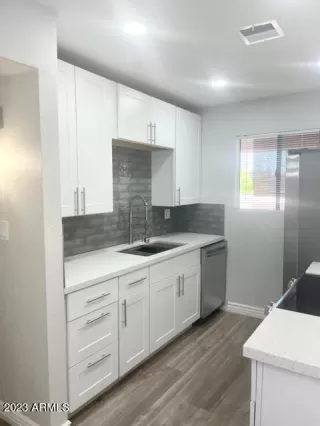 Photo #2: 6641994 Listing 