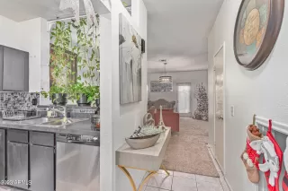 Photo #3: 6642125 Listing 