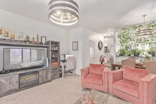 Photo #6: 6642125 Listing 