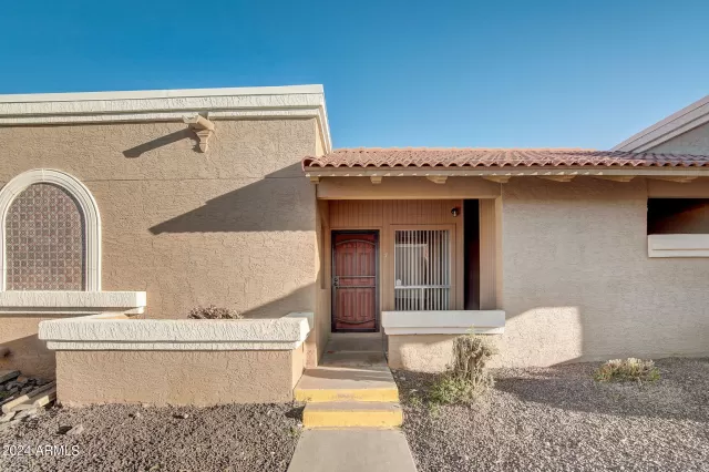 MLS: 6642312 Condo For Sale