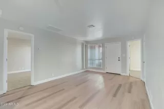 Photo #6: 6642312 Listing 