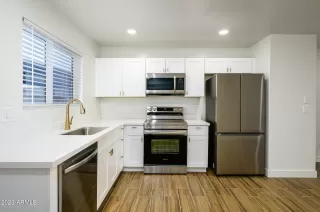 Photo #1: 6642342 Listing