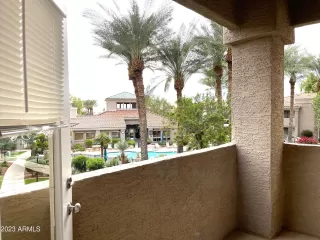 Photo #4: 6642365 Listing