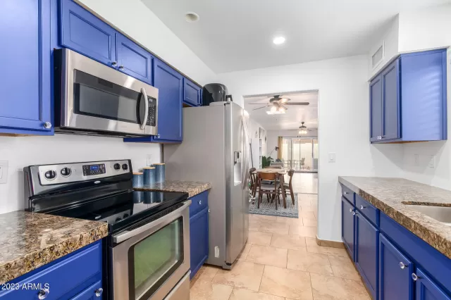 MLS: 6642418 Condo For Sale