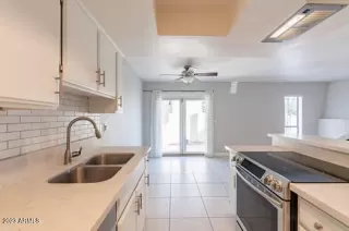 Photo #4: 6642560 Listing