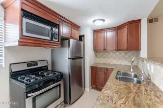 Photo #1: 6642650 Listing