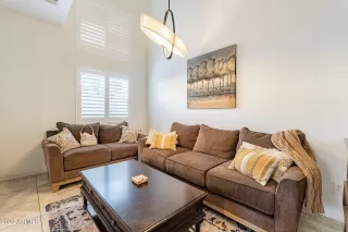Photo #4: 6642657 Listing