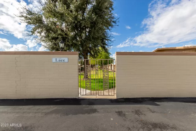 MLS: 6642776 Condo For Sale