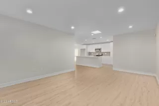 Photo #4: 6642776 Listing 