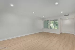 Photo #5: 6642776 Listing 