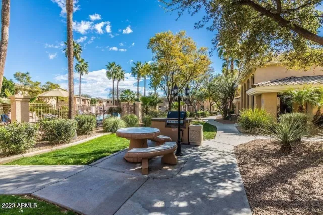 MLS: 6642786 Condo For Sale