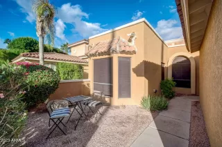 Photo #3: 6642889 Listing