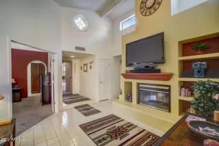 Photo #4: 6642889 Listing