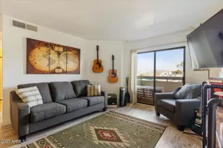 Photo #1: 6642940 Listing 
